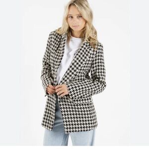 VINTAGE REQUIREMENTS Black & White Wool Houndstooth Checkered Coat Size 8 NWOT